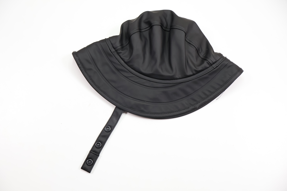 Fleece-lined rain hat from Lindex - Size 48/50 - Black