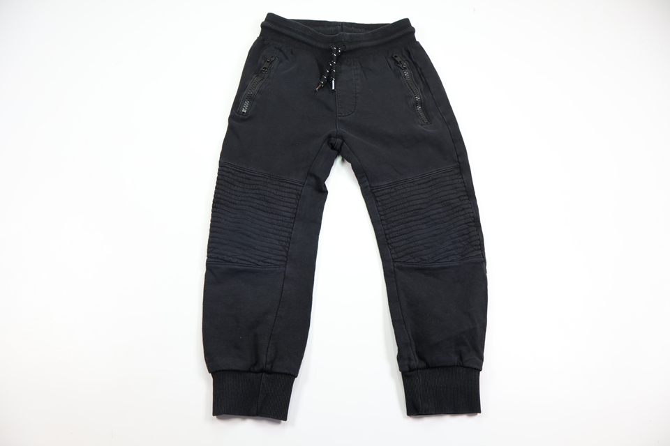 Trousers from Kappahl - Size 104/110 - Black