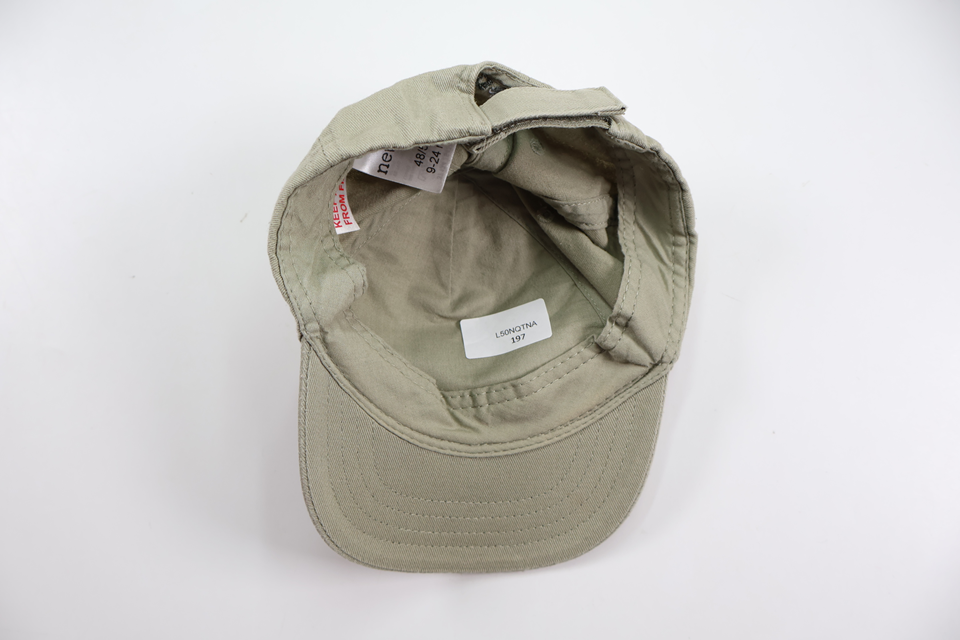 Keps från Newbie - Storlek 48/50 - Beige