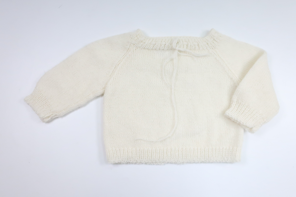 Knitted sweater from Hemsytt - Size 56/62 - White