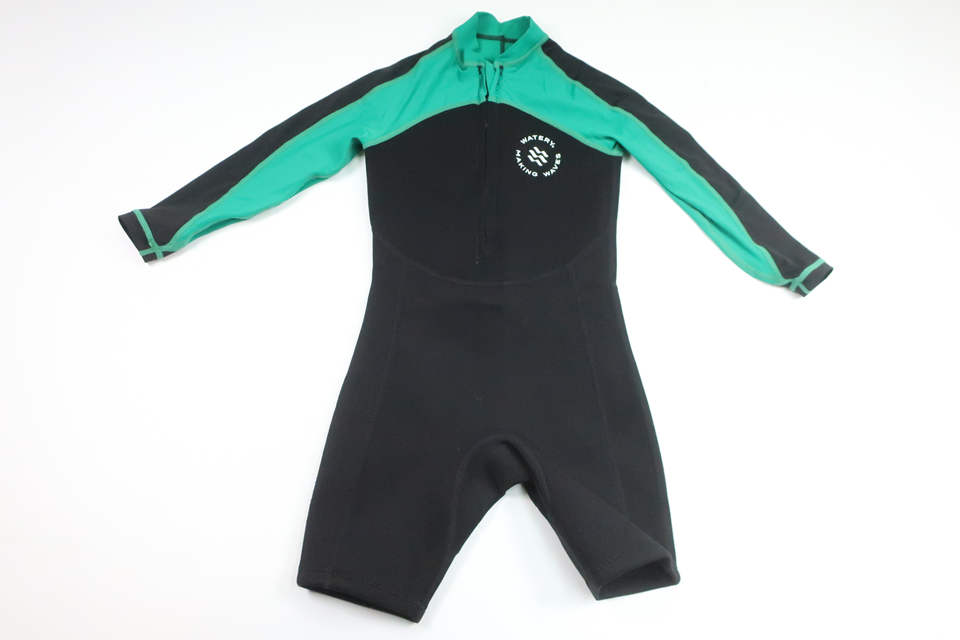 Neoprenanzug von Watery – Größe 128 – Schwarz