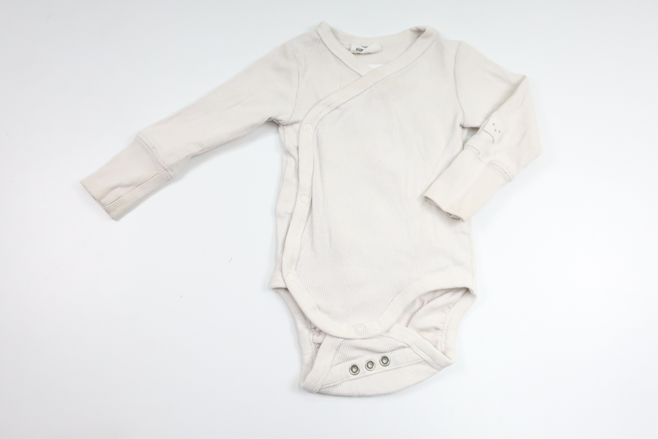 Ribbed wrap bodysuit from Kappahl - Size 62 - White