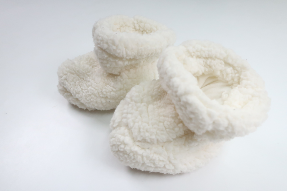 Fleece/teddy booties from Unknown - Size 74/80 - White