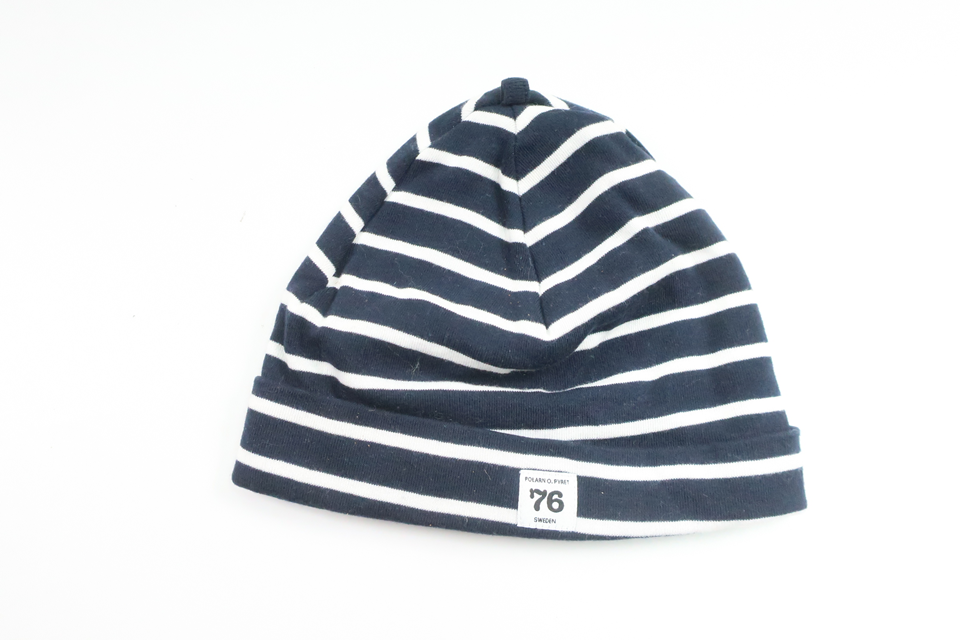 Gestreifter Hut von Polarn o. Pyret – Größe 48/50 – Marineblau