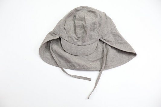 Sun hat from En Fant - Size 49 - Grey