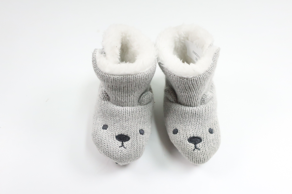 Fleecegefütterte Babyschuhe von Newbie – Größe 19/20 – Grau