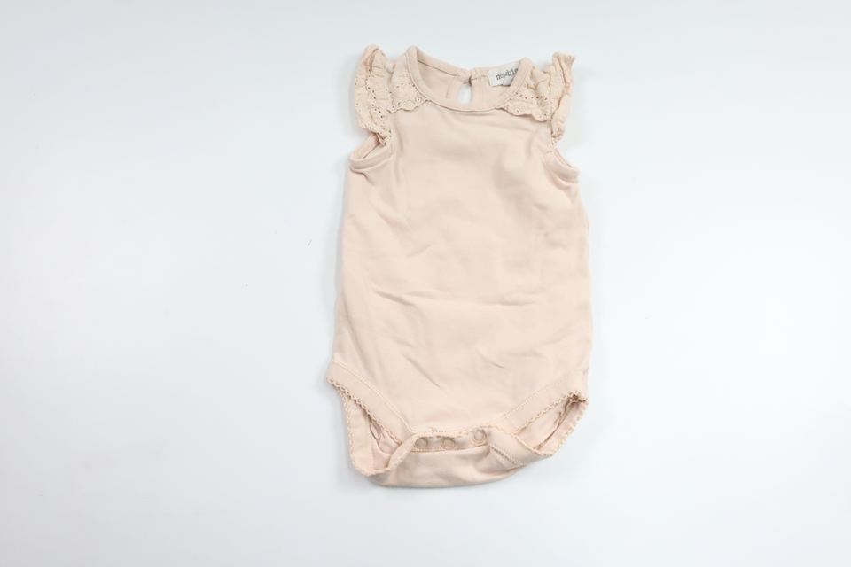 Leinenbody von Newbie – Größe 62 – Rosa