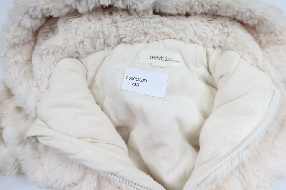 Fleece-Overall aus Plüsch von Newbie – Größe 56 – Cremeweiß