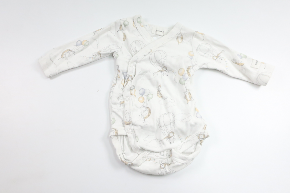 Wickelbody mit Luftballons für Anfänger – Größe 56 – Weiß