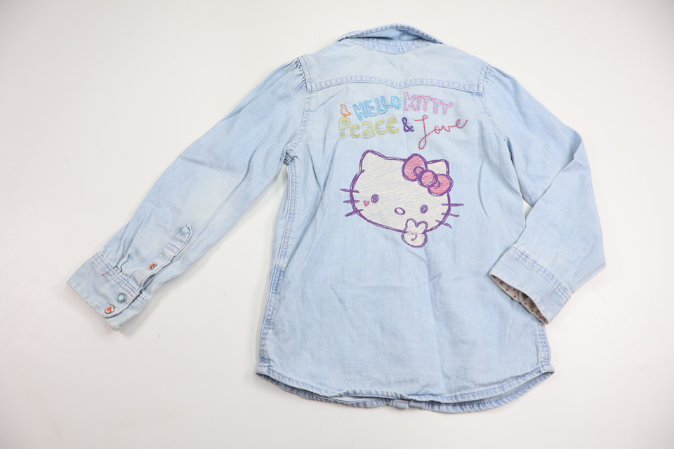 Hello Kitty shirt from H&M - Size 98 - Denim