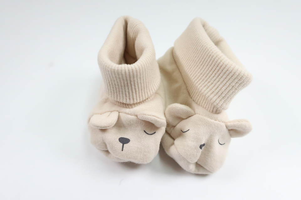 Babyschuhe mit Teddybären von Newbie – Größe 13/14 – Cremeweiß