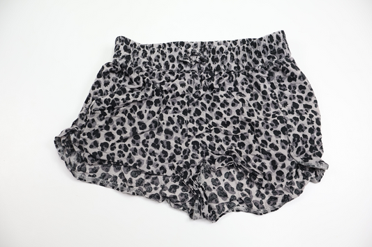 Leopardmönstrade shorts från H&M - Storlek 134 - Grå