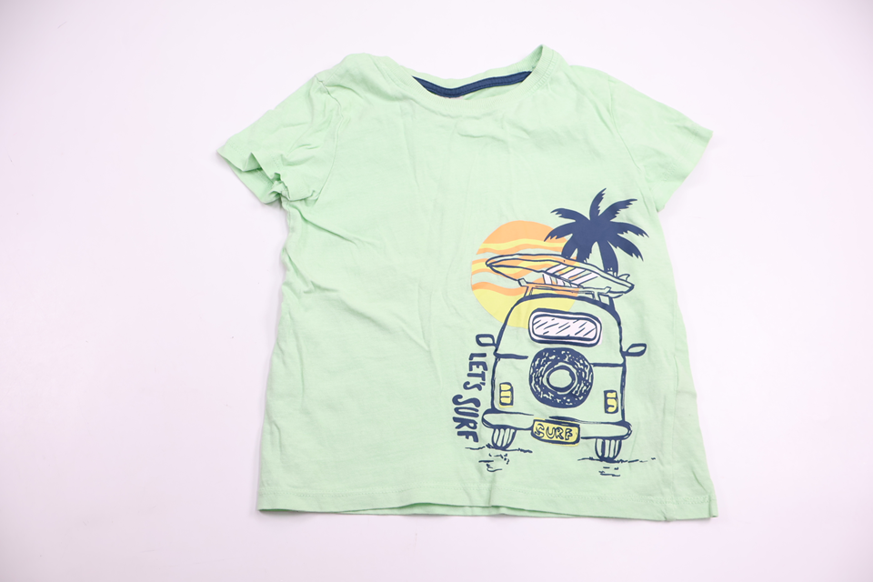 T-shirt från Little Kids - Storlek 104 - Grön