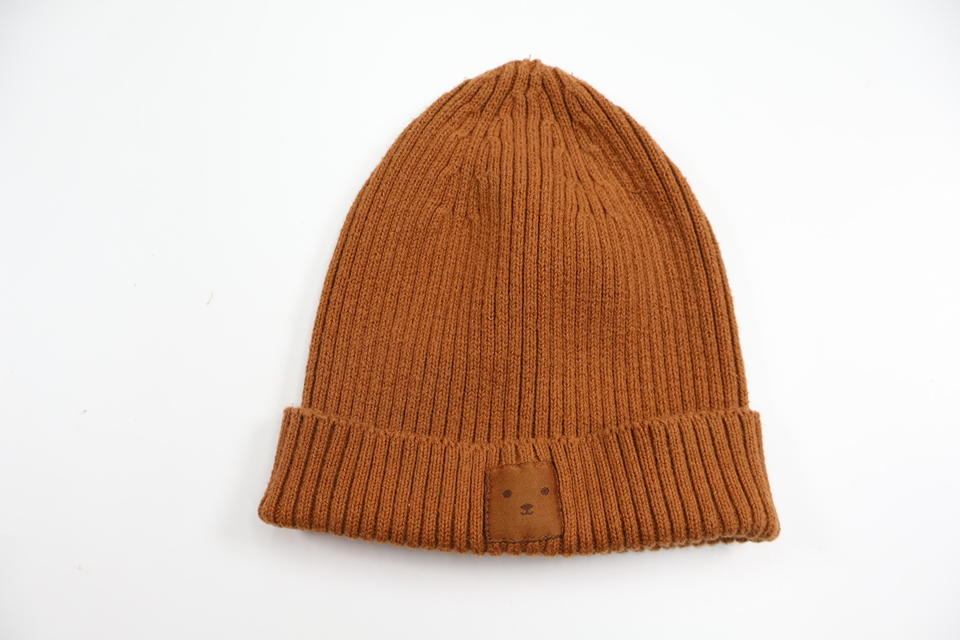 Ribbstickad mössa från Kappahl - Storlek 48/50 - Brun