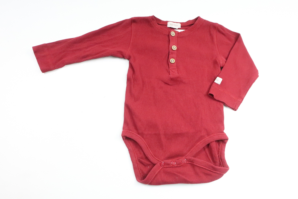 Gerippter Body von Newbie – Größe 74 – Burgunderrot