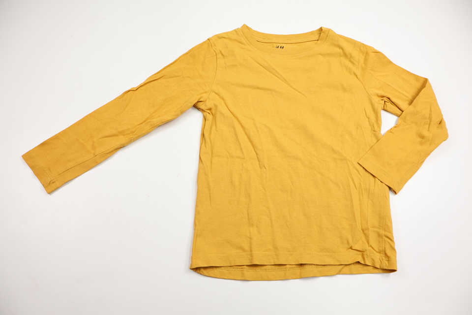 Tröja från H&M - Storlek 110/116 - Gul