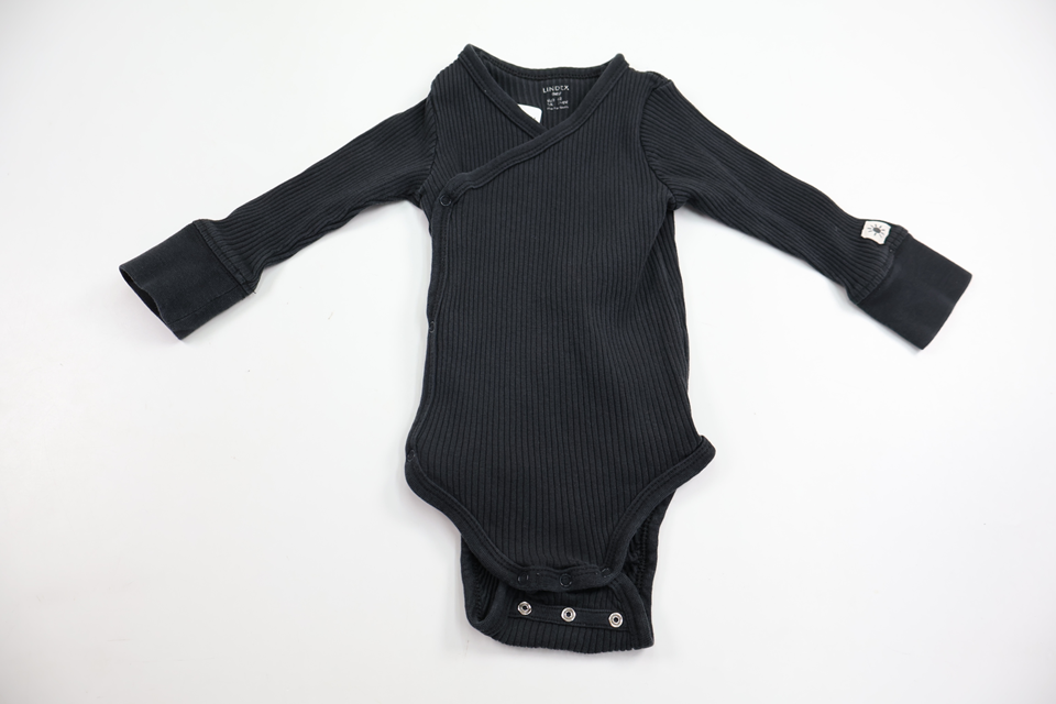 Ribbed wrap-around bodysuit from Lindex - Size 62 - Black