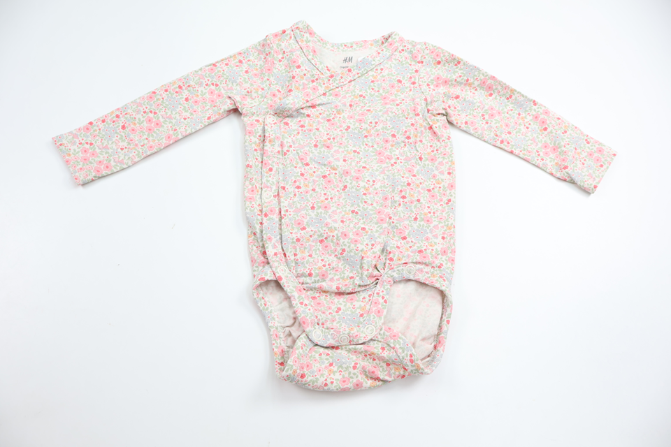 Floral wrap body from H&M - Size 62 - Multi