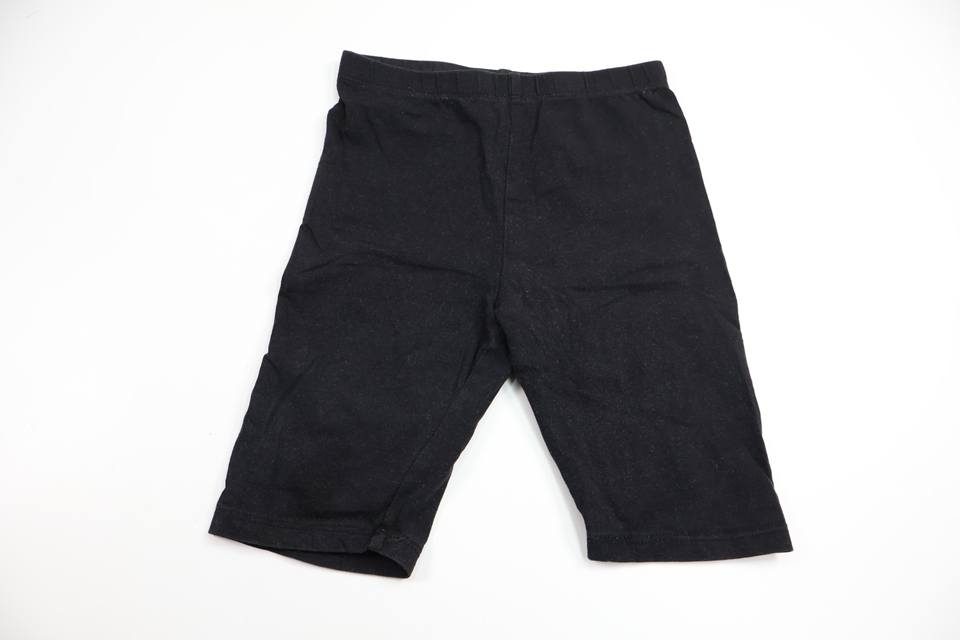 Shorts från H&M - Storlek 128 - Svart