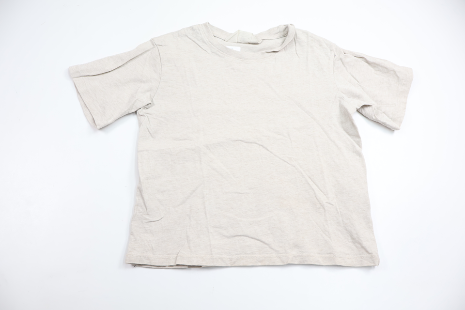 T-shirt från H&M - Storlek 122/128 - Beige