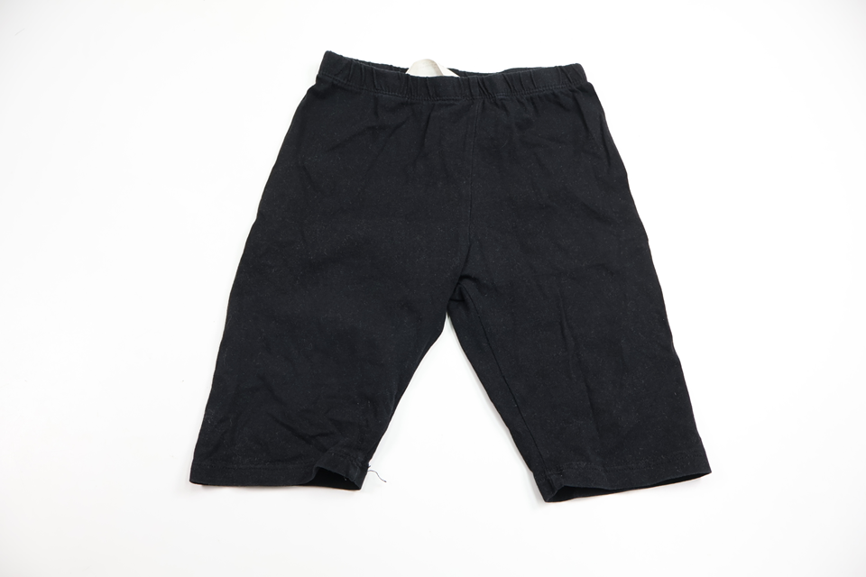 Shorts från H&M - Storlek 122 - Svart