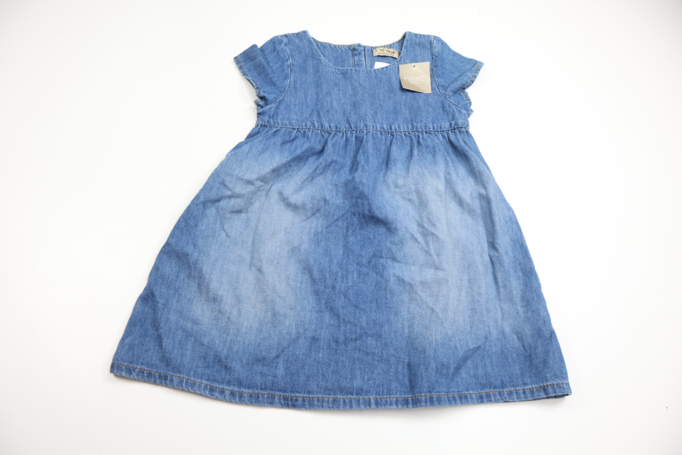 Klänning i denim från Next - Storlek 110 - Denim