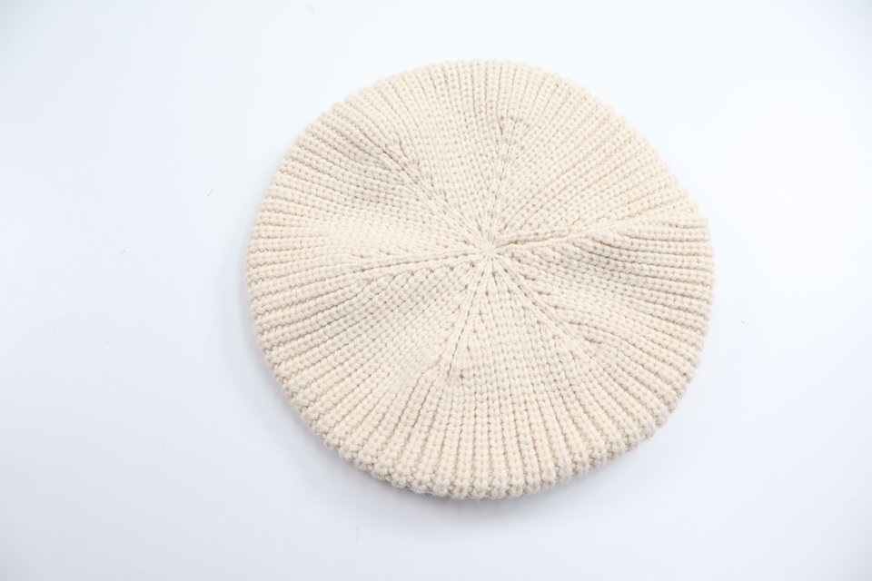 Mössa från H&M - Storlek 92/116 - Beige