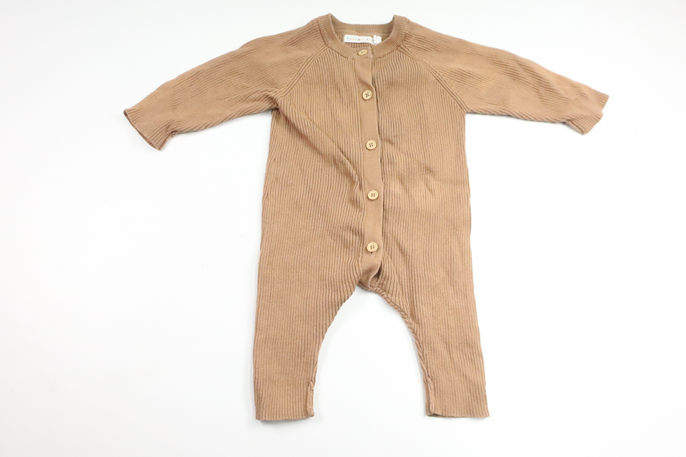 Gerippter Jumpsuit von Minimarket – Größe 62 – Beige