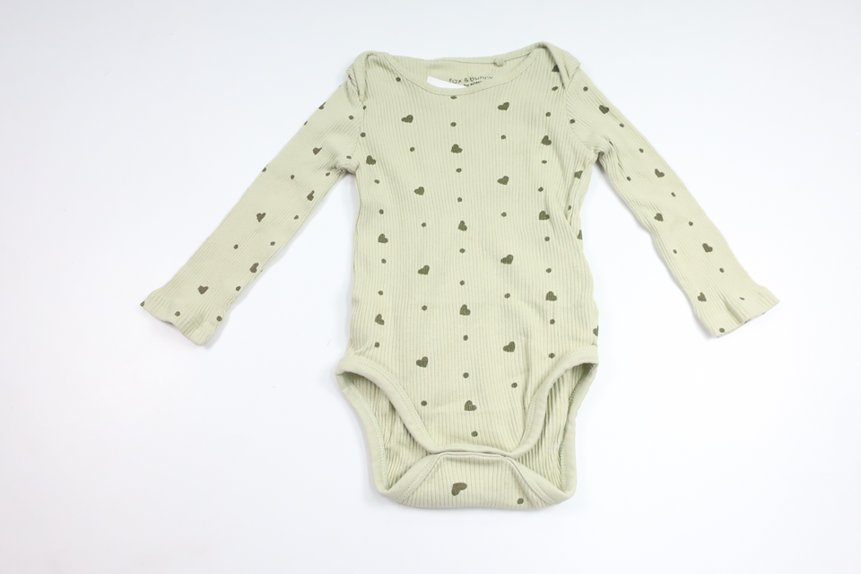 Ribbad body från Fox & Bunny - Storlek 92 - Grön